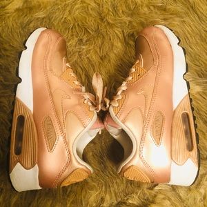 AIR MAX 90 SE LTR (GS) 'METALLIC BRONZE' Size 3y